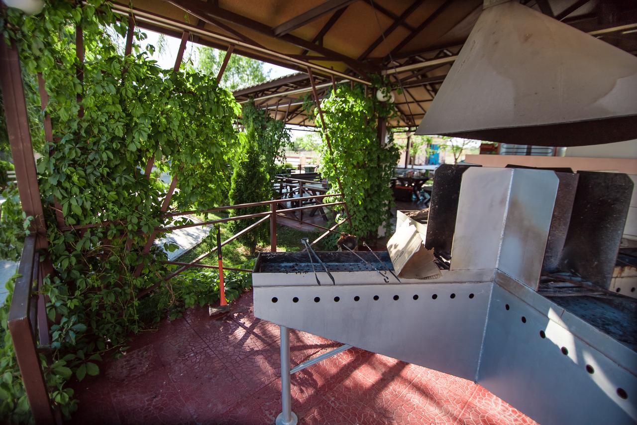 Picnic Park Hotel Shenggeldi Ngoại thất bức ảnh