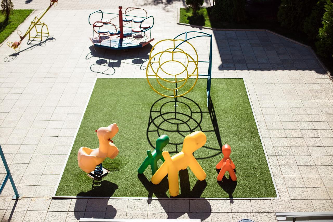 Picnic Park Hotel Shenggeldi Ngoại thất bức ảnh